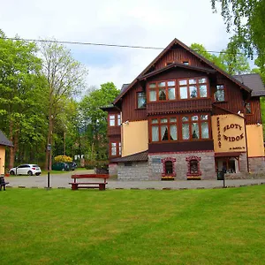 Zloty Widok Bed & Breakfast